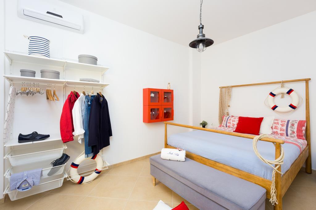 Isola Blu Aparthotel Taranto Kültér fotó